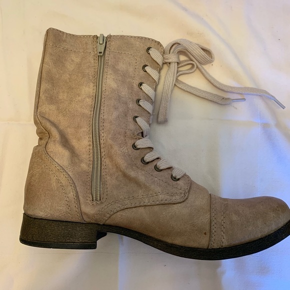 Booties - Picture 3 of 5